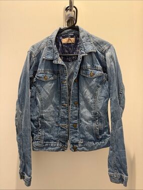 Zara Light Blue Denim Jacket - Button-Front Jean Jacket